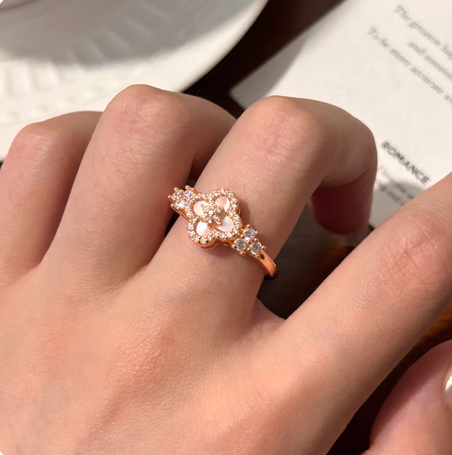 Adjustable Size Sakura Cleef Ring